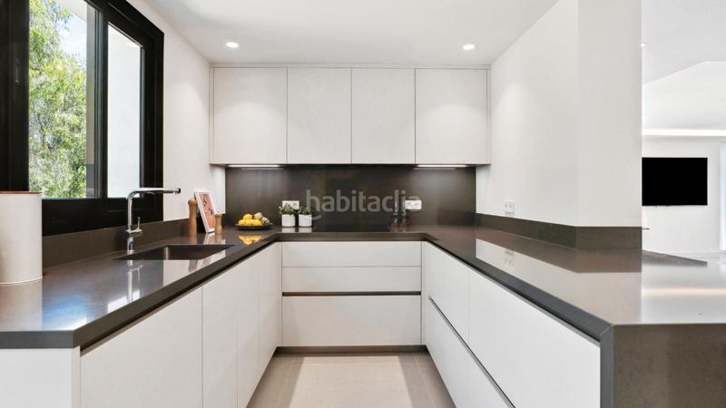 Foto 319a8003-70b2-440e-b51d-4c4e0f011540. Casa en Los Naranjos Marbella