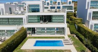 Semi detached house in Sotogrande Alto