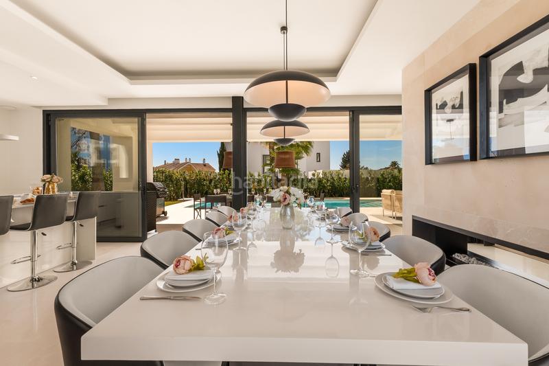 Foto 44f13e8e-d7af-40db-a09b-560ccd628321. Haus mit heizung parking pool in Paraiso - Barronal Estepona