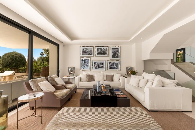 Foto d80414d5-e19d-4ac7-8185-1096dd6d2c54. Haus mit heizung parking pool in Paraiso - Barronal Estepona