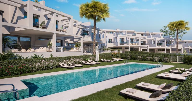 Foto 78f9d705-1687-458e-9379-ab75b6ad57fe. Casa a schiera con riscaldamento parcheggio piscina in Sotogrande