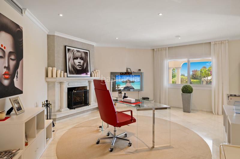 Foto f1d3801e-c4a6-4064-8f33-010b2b29224e. Haus mit heizung parking pool in Los Naranjos Marbella