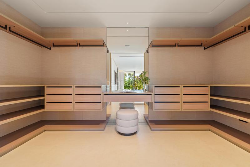 Foto 7169145d-5fbb-4af0-9023-5ebbef7429a0. Casa con riscaldamento parcheggio in lomas de Marbella club Marbella