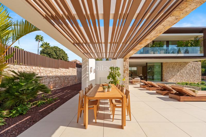 Foto 85d1a19c-1fb9-4bf9-9664-9fd1346f39b4. Casa con riscaldamento parcheggio in lomas de Marbella club Marbella