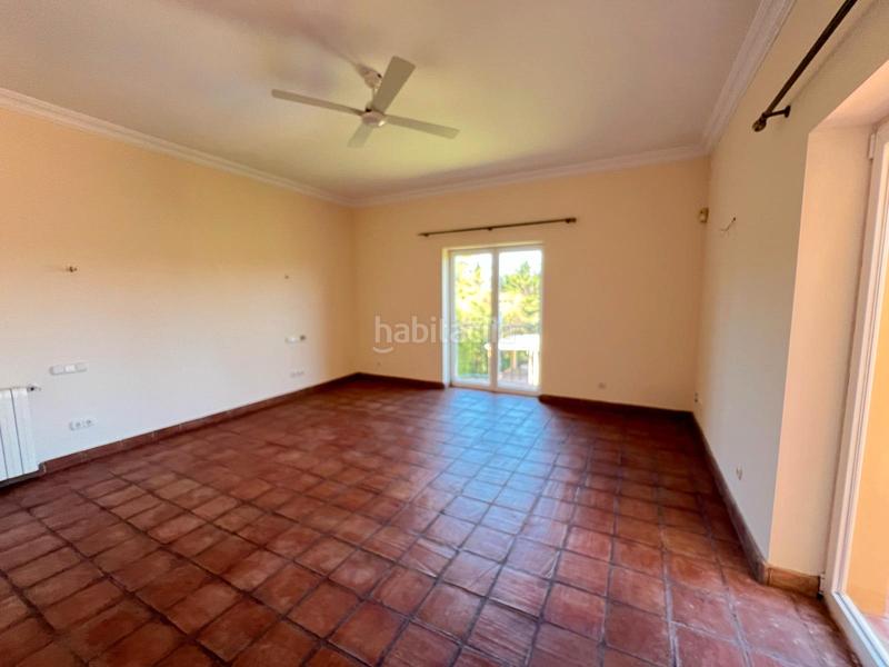 Foto 0124b4a2-1a8e-4023-933f-70f432cc6c1f. Chalet en calle fernando el santo 9 villa alto en Sotogrande