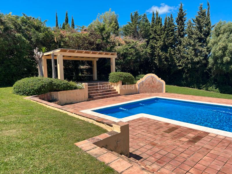 Foto 89307084-61e2-4670-8a3d-bd7cc495b532. Chalet en calle fernando el santo 9 villa alto en Sotogrande