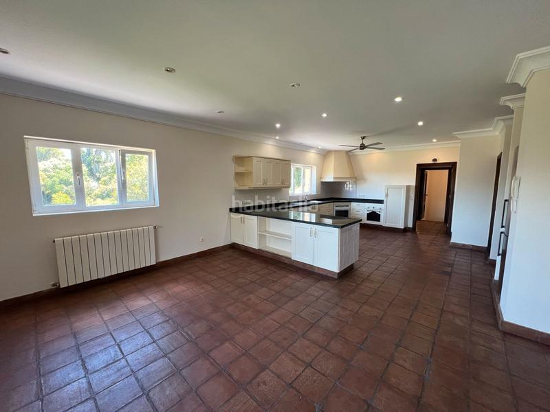 Foto de5e3484-42ae-46a1-93f9-9a0fb6670c33. Chalet en calle fernando el santo 9 villa alto en Sotogrande