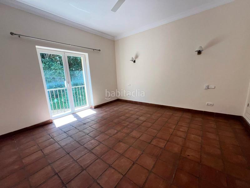 Foto f2b3742e-841e-48ac-a486-cda026f0c302. Chalet en calle fernando el santo 9 villa alto en Sotogrande