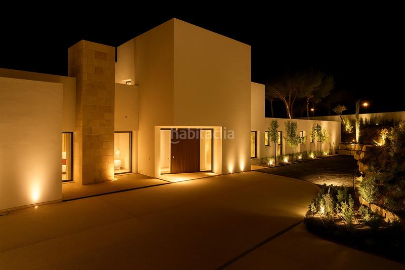 Foto 094788f3-fbdb-45bd-8ad3-a588bc4ed0b9. Chalet en avenida almenara 17 villa de lujo alto en Sotogrande