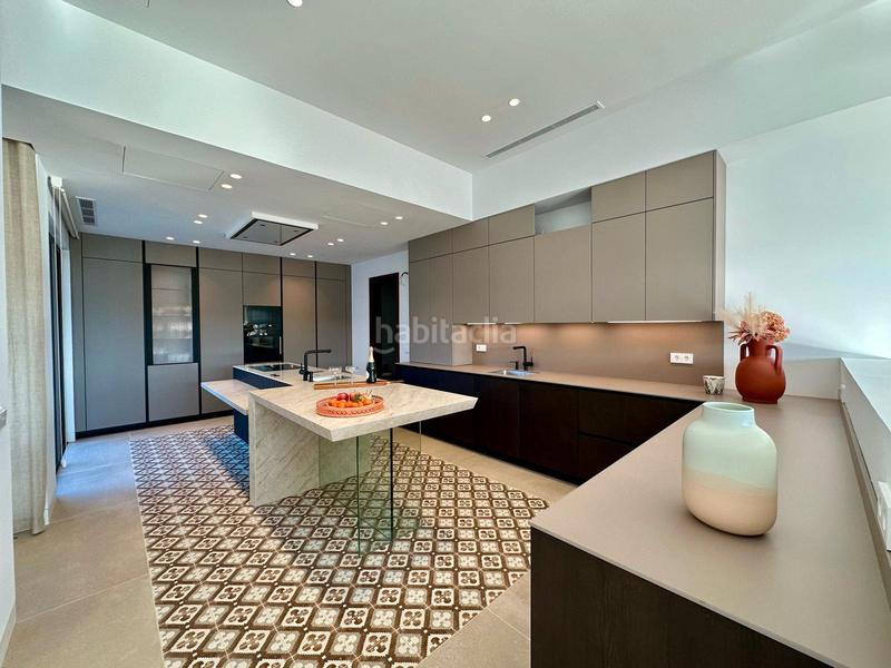 Foto 204a6f12-c915-4299-b1dd-db16c62c0f6a. Chalet en avenida almenara 17 villa de lujo alto en Sotogrande