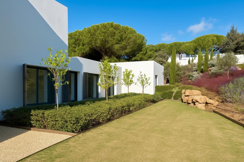 Foto 61206fa2-f1f4-4280-9eb9-e84771a4b871. Chalet en avenida almenara 17 villa de lujo alto en Sotogrande