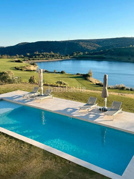 Foto 7162e478-ee8f-4d8f-8f20-8a1f8f7fcee3. Chalet en avenida almenara 17 villa de lujo alto en Sotogrande