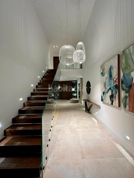 Foto ffe92f72-a1cc-40d7-b6bd-d14f86665a6a. Chalet en avenida almenara 17 villa de lujo alto en Sotogrande