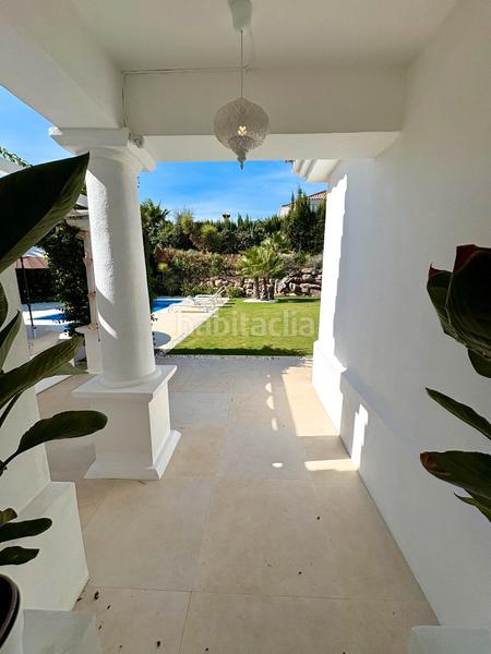 Foto 1834a233-c295-40e9-a0da-e9b12e4eaa71. Xalet a calle fernando el santo 9 a Sotogrande costa Sotogrande