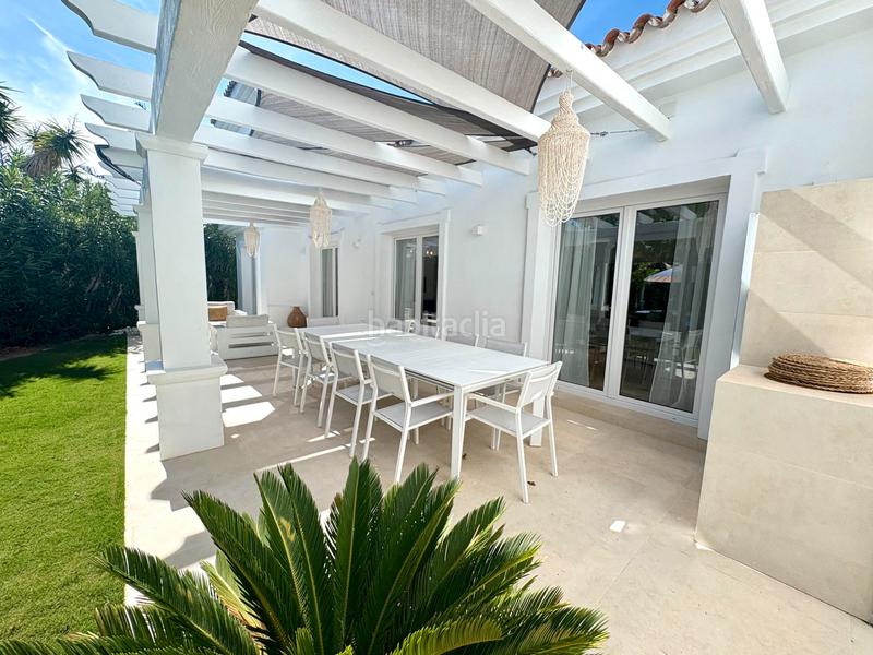 Foto 3d95c609-b5d8-4cc6-a2d0-876dafbc06b8. Xalet a calle fernando el santo 9 a Sotogrande costa Sotogrande