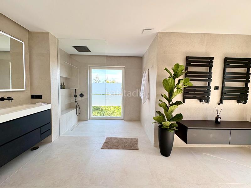 Foto 9bb9177c-6d48-4b7c-960f-6a42e2a0050f. Xalet a calle fernando el santo 9 a Sotogrande costa Sotogrande