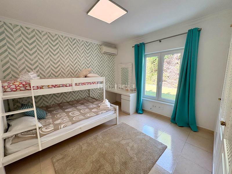 Foto e2a8c8c7-a91d-4ac1-8968-9899f4374e98. Xalet a calle fernando el santo 9 a Sotogrande costa Sotogrande