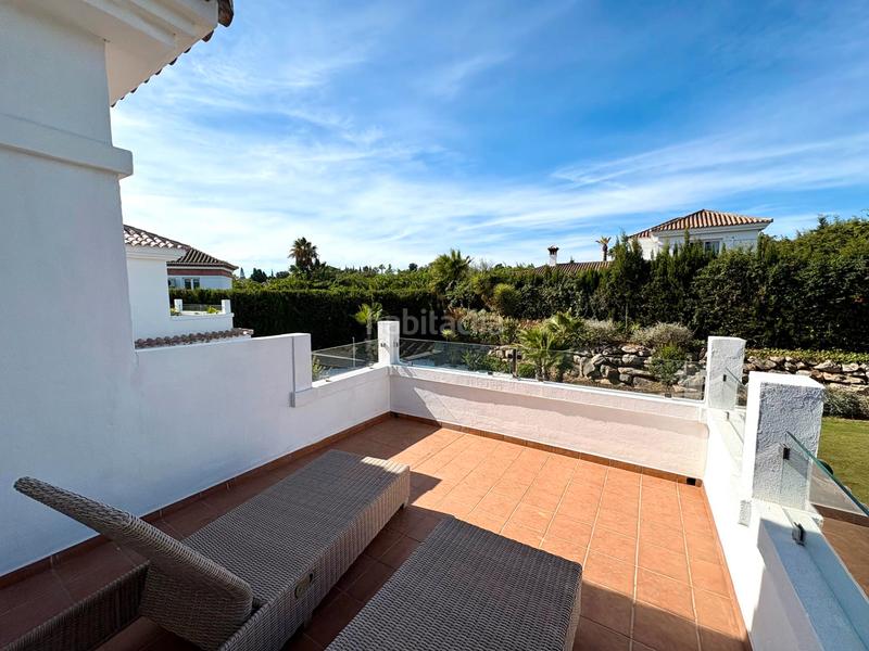 Foto e3781e71-584d-4196-a910-c989f77cd67a. Xalet a calle fernando el santo 9 a Sotogrande costa Sotogrande