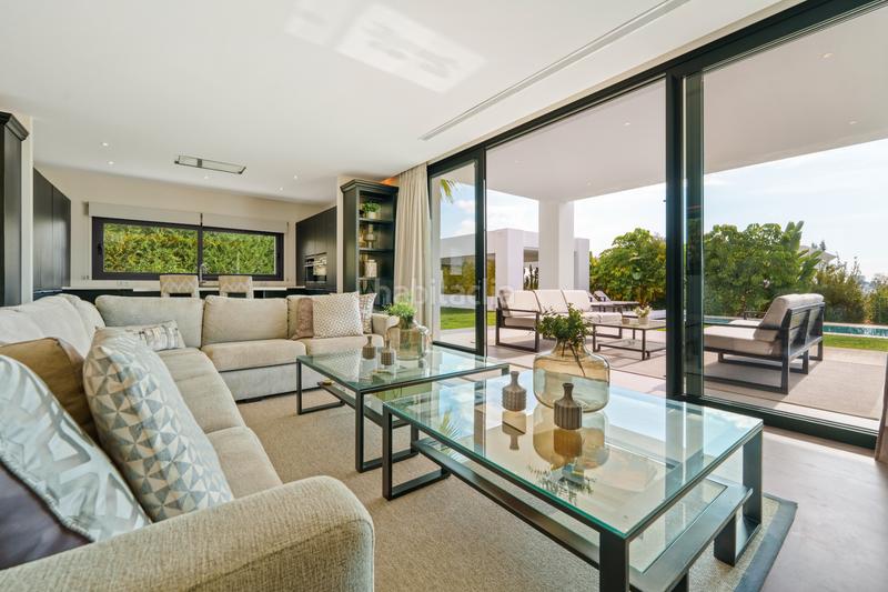 Foto 3b01e7eb-f63b-48b4-a8d7-c458938a261d. Casa amb calefacció aparcament piscina a La Quinta Benahavís