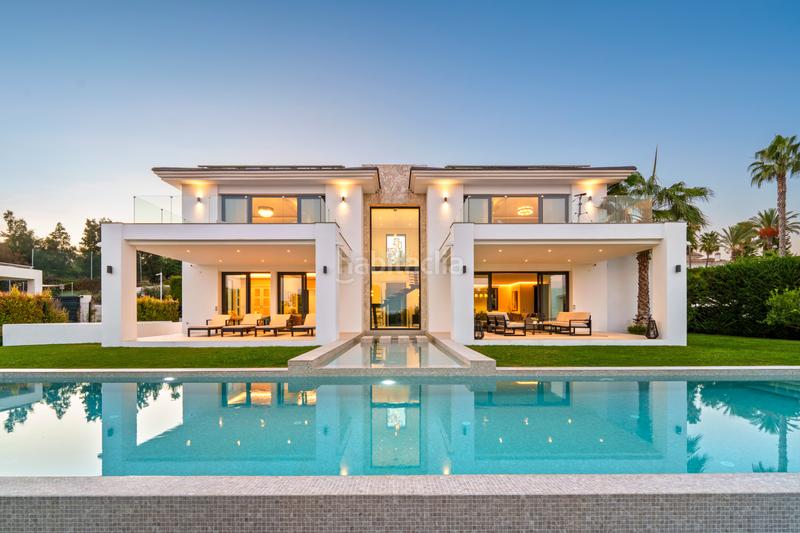 Foto bedec4f6-40f7-4c98-97a9-467c140bb0e6. Haus mit heizung parking pool in La Quinta Benahavís