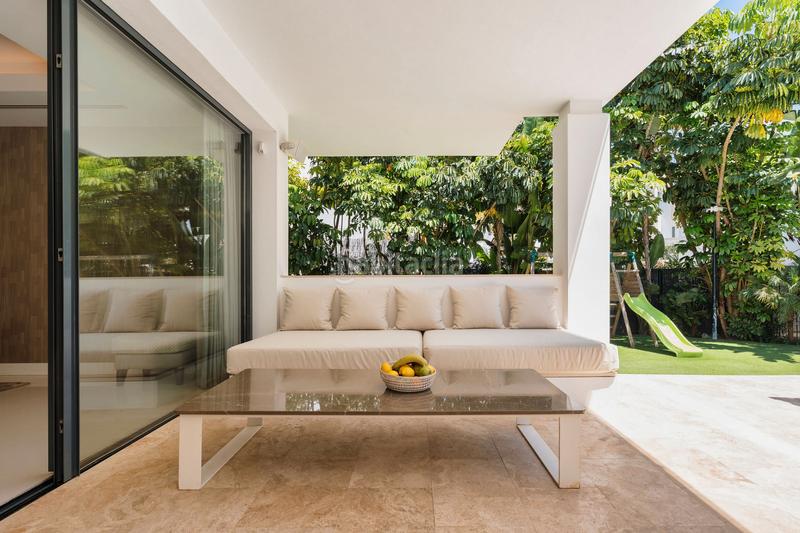 Foto 04757260-5312-48ee-b25d-de4ed46ed4e6. Haus mit heizung parking in Benahavís pueblo Benahavís