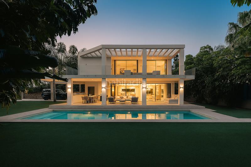 Foto 4df5e9a4-38e2-4cc0-bebc-b845a9bcf87c. Haus mit heizung parking in Benahavís pueblo Benahavís