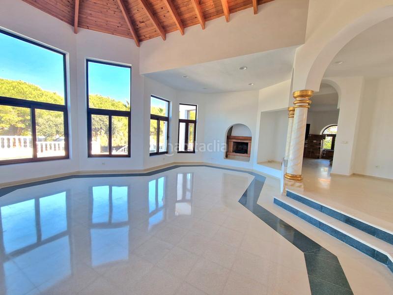 Foto bbd341b1-ee5b-40f1-bf73-714e73ec211f. Casa amb aparcament piscina a Sotogrande alto Sotogrande