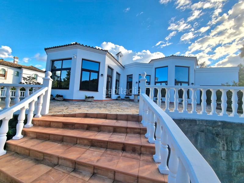 Foto 66f16f91-5234-4865-aaa0-4a966932ceb7. Maison avec parking piscine dans Sotogrande alto Sotogrande