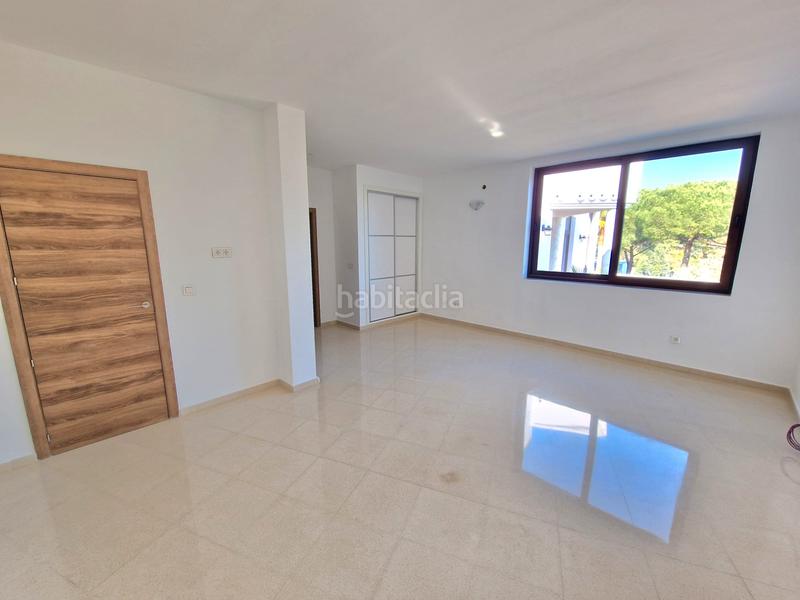 Foto aca7d26b-686c-48d6-a0b8-e0ce24b59c8d. Maison avec parking piscine dans Sotogrande alto Sotogrande