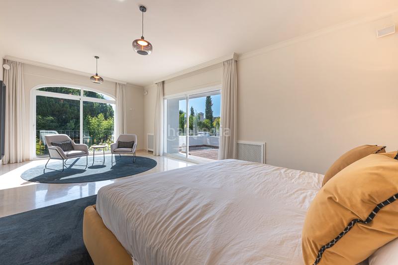 Foto 7e591650-04a1-45ee-8dfb-2cb7540c26e8. Casa con riscaldamento parcheggio piscina in La Quinta Benahavís