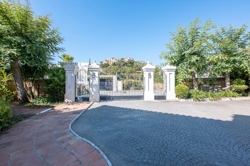 Foto 5d8f3e06-8510-4cf6-9813-c13a164a468d. Maison avec chauffage parking piscine dans La Quinta Benahavís