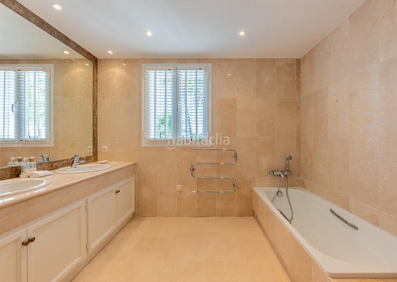 Foto 73624579-4894-463d-902f-8f7a28762461. Maison avec chauffage parking piscine dans La Quinta Benahavís