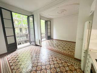 Location Appartement  Carrer de valència. Valencia