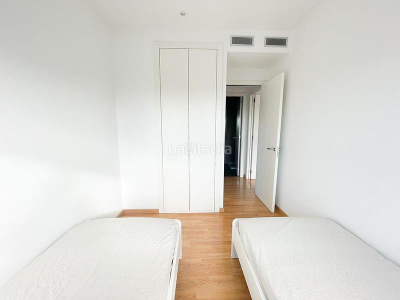 Foto 964cb72d-cb1b-4131-9570-ba30146d732d. Rent flat with heating in Santa Eulàlia Hospitalet de Llobregat (L´)