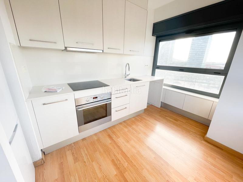 Foto b43a71a1-d345-4ff5-8b3d-c26fc4c8a992. Rent flat with heating in Santa Eulàlia Hospitalet de Llobregat (L´)