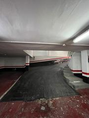 Parking coche en Carrer de Burgos 64