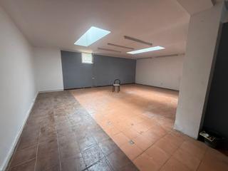Miete Büro  Carrer del consell de cent. Despacho 150m2