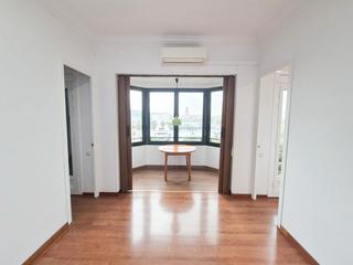 Rent Flat  Passeig de joan de borbó. Pg joan de borbo