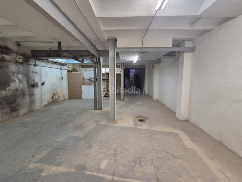 Foto dc4e07e2-55ca-44d7-bce4-bb2bd7f8938b. Affitto locale commerciale in carrer de calàbria 139 in Barcelona