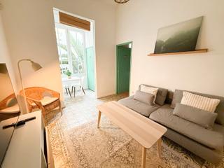 Location Appartement  Carrer de cornet i mas. Cornet i mas temporada