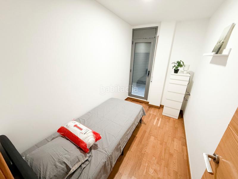 Foto 56a1389e-442b-4c58-931b-7485ea209e24. Affitto duplex con riscaldamento in Sagrada Família Barcelona