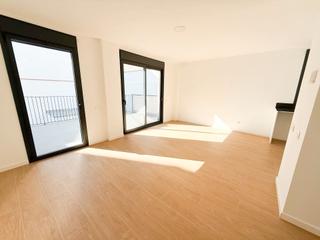 Miete Etagenwohnung  Carrer de pedrell. Pedrell 3 habitaciones + terraza