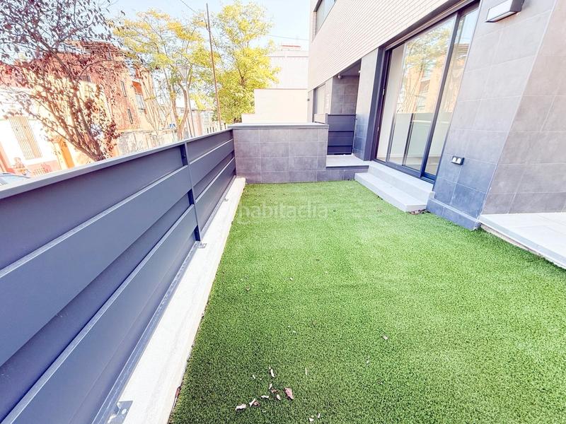 Foto d6b7280d-8101-4874-872d-80ab4d28f51e. Alquiler piso pedrell (70m2 terraza) en La Font d´en Fargues Barcelona