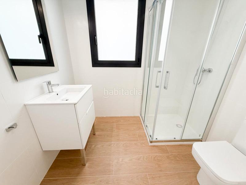 Foto f1508b06-9530-4f42-aa6b-00144fa2299e. Alquiler piso pedrell (70m2 terraza) en La Font d´en Fargues Barcelona