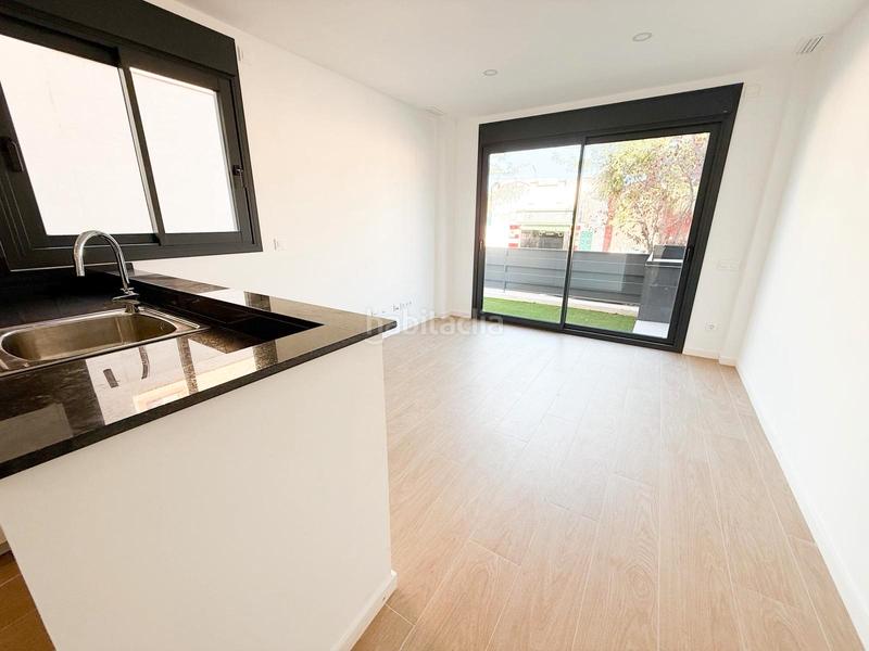 Foto 579daa50-4340-40fe-80aa-692661559782. Rent flat with heating in La Font d´en Fargues Barcelona