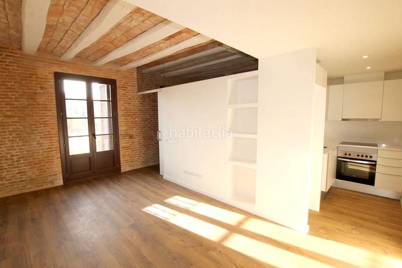 Foto ec6225c7-2e7e-4883-8fd6-7aa27e3170d8. Appartement dans Raval Barcelona