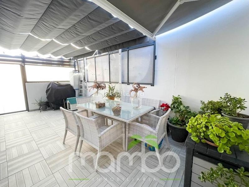 Foto 2997ec55-a42b-49cb-b4fb-e764e5a93b91. Chalet with parking in Viña Málaga Torre del Mar