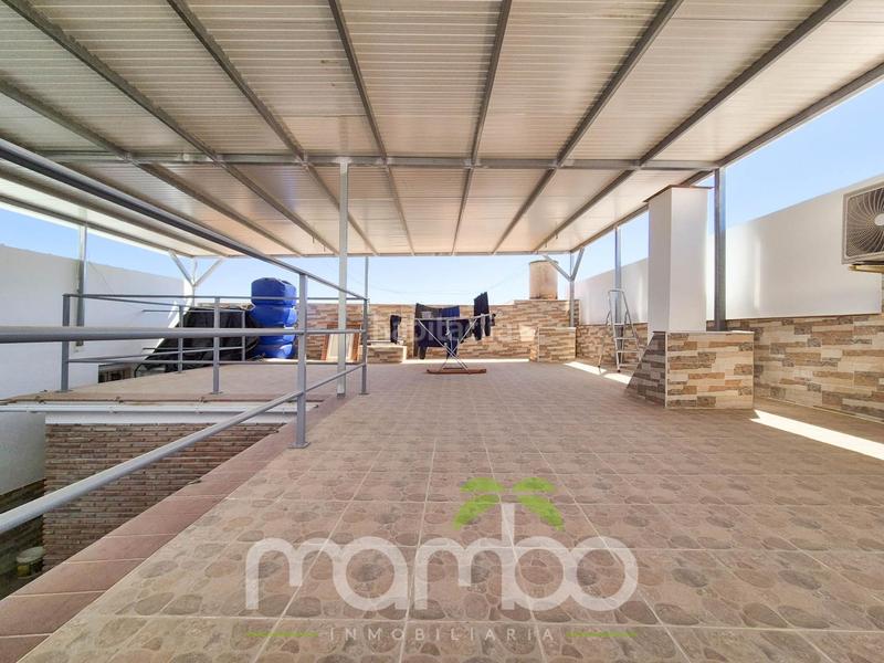 Foto 1799f603-3070-481c-a54e-2066af7879ec. Casa amb aparcament a Norte - Barrio del Pilar - El Reñidero Vélez - Málaga