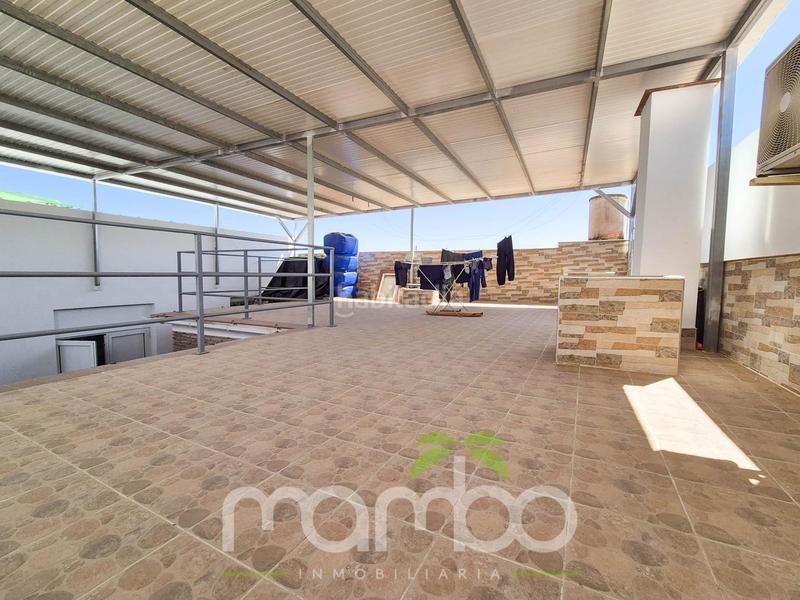 Foto be1cbf92-b8b7-4d15-9e72-5a20e4e8189d. Casa amb aparcament a Norte - Barrio del Pilar - El Reñidero Vélez - Málaga