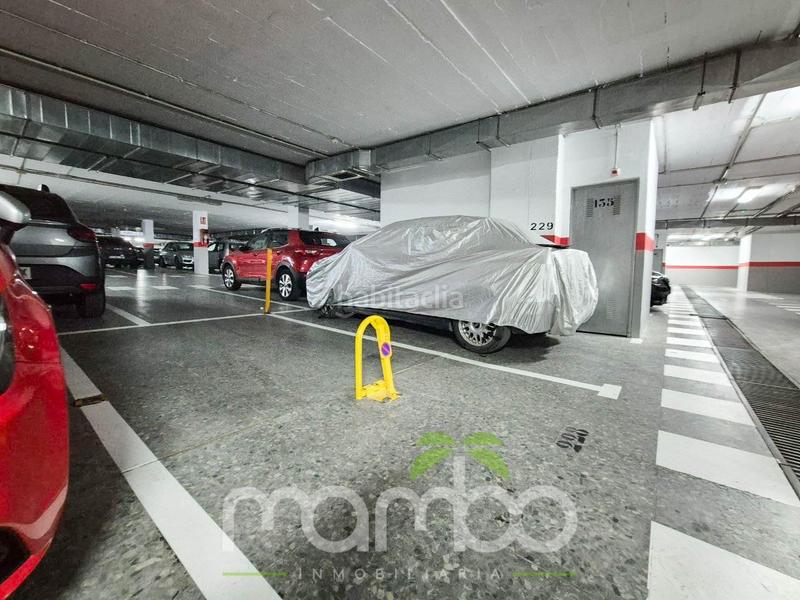 Foto 4a3f99bf-9793-4876-b65b-3db42a92a38d. Autoparkplatz in Camino Viejo de Málaga Vélez - Málaga